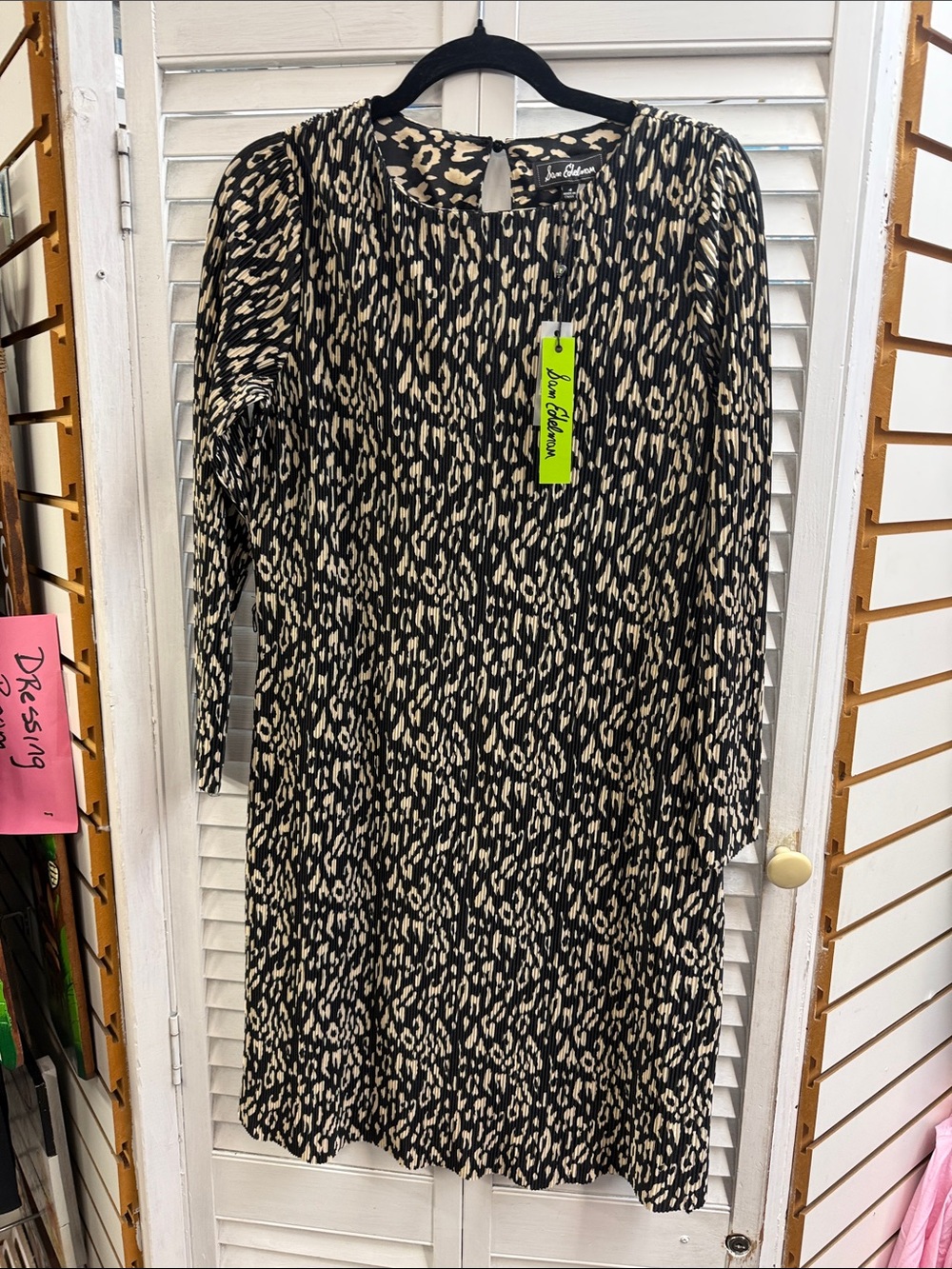 Leota Black and Cream Printed Long-Sleeve Shift Dress